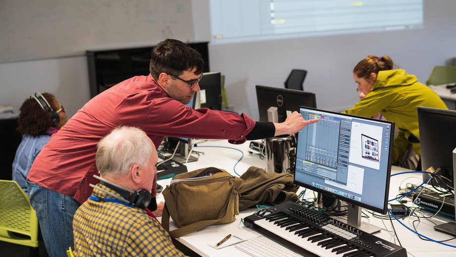 discholars-workshop.jpg Callum Campbell, Discholars, MCE 2019.